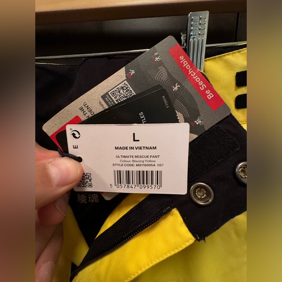 NWT Super dry Snowboard Pants - Picture 5 of 8